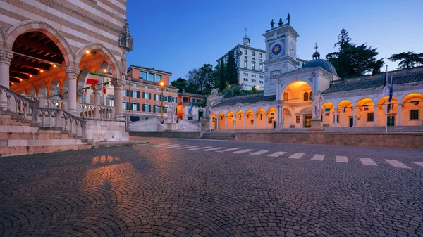 Udine Italy Cityscape Image Downtown Udine Italy Town Square Sunrise — стоковое фото