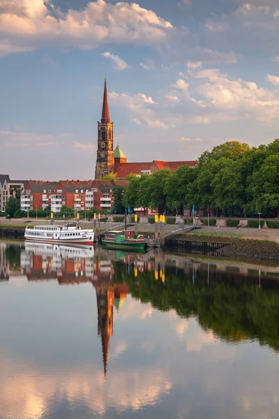 Bremen Germany Cityscape Image Riverside Bremen Germany Reflection Stephani Church — стоковое фото