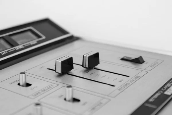 Casete estéreo del interruptor de primer plano — Foto de Stock