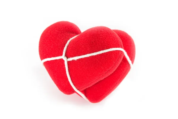 Rött hjärta bindas ihop — Stockfoto