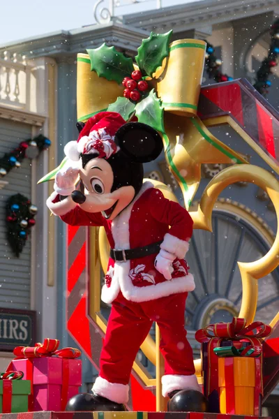 MICKEY MOUSE - DEC 31: Celebrate Christmas New Year Festival on December 31, 2012 in Disneyland, Hong Kong — Stock Photo, Image