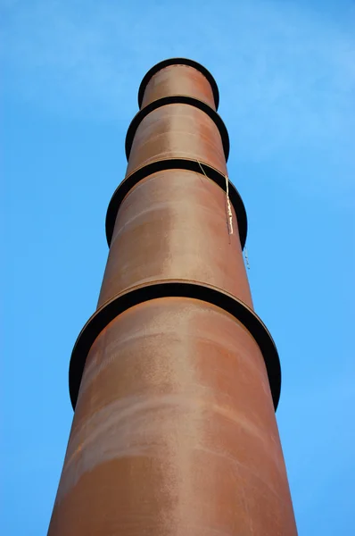 Chimenea industrial —  Fotos de Stock