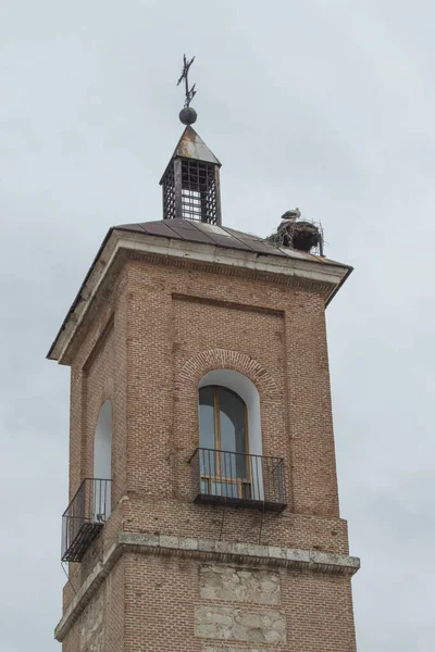 Torre Santa Mara Mayor Com Ninho Cegonhas Alcal Henares Espanha — Fotografia de Stock