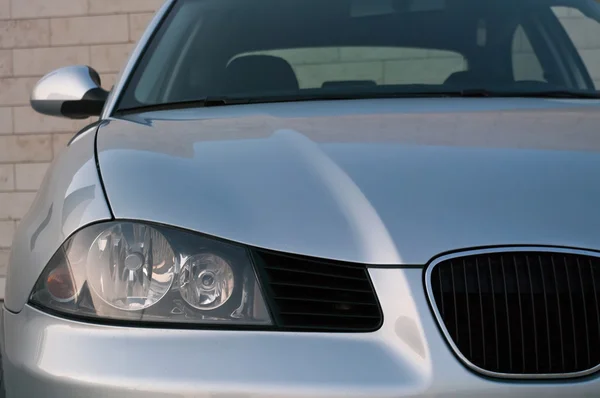 Vista frontal del coche Imágenes De Stock Sin Royalties Gratis