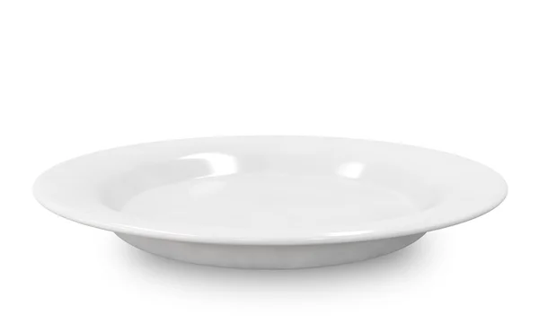 Порожня тарілка ізольована на білому тлі . — стокове фото