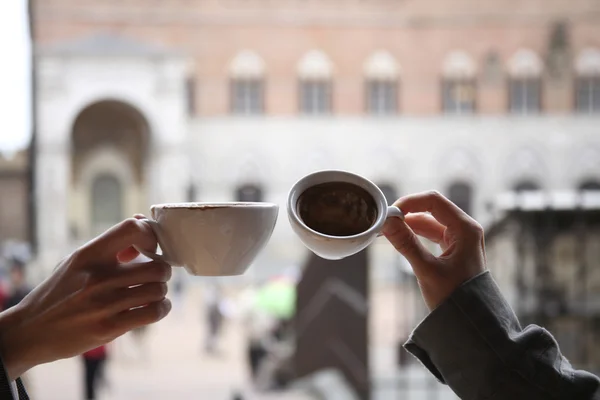 Beber café — Fotografia de Stock