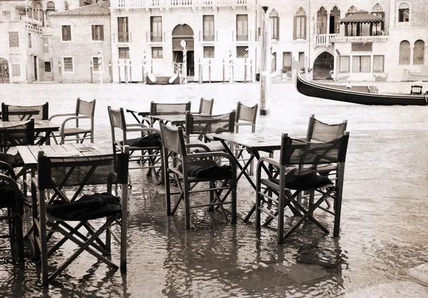 Konstverk i vintage stil, Venedig restaurang, utomhus — Stockfoto