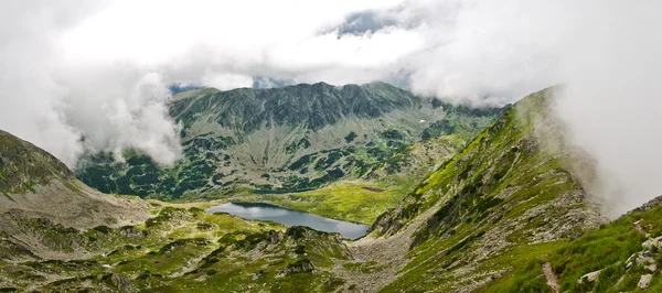 Lago Bucura — Foto de Stock