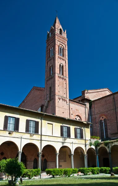 Kirche in Pisa — Stockfoto