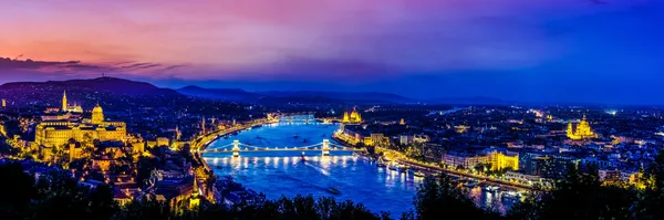 Panorámás kilátást a budapesti naplementekor Jogdíjmentes Stock Fotók
