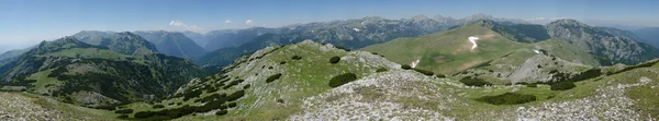 Vista panorâmica das montanhas de Retezat — Fotografia de Stock