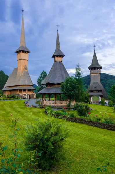 Barsana kloster kompleks i Maramures - Stock-foto