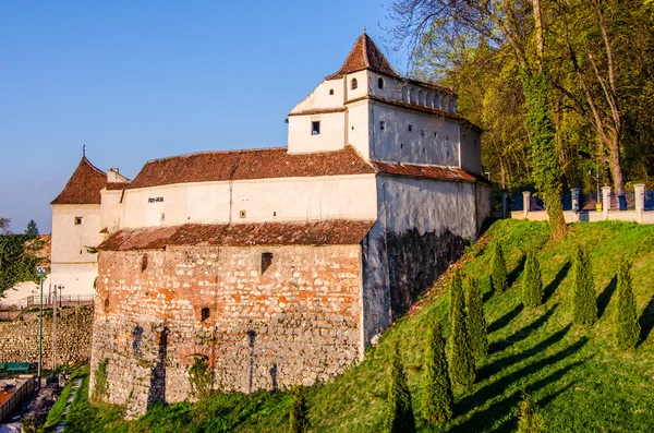 Brasov staré opevnění věže tkalců bašta — Stock fotografie