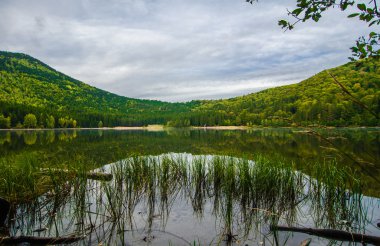 Romanya volkanik göl