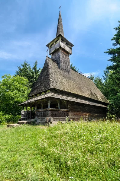 Maramures, landmark - wooden church — Stock Photo, Image