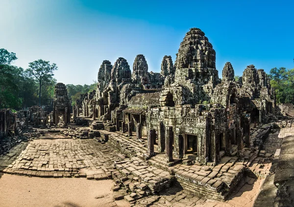 Bayon Temple at Angkor Thom — Stock Photo, Image