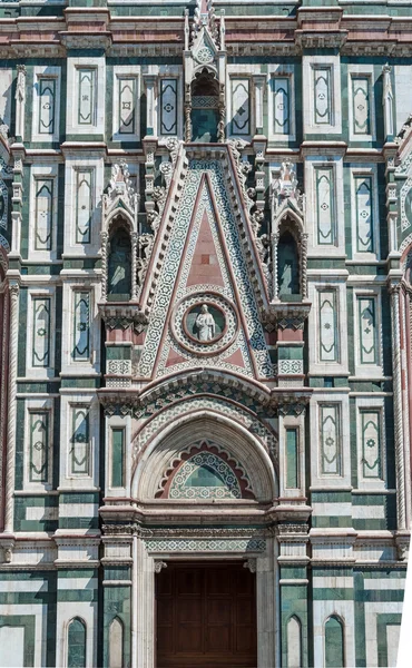 建筑的细部，意大利佛罗伦萨大教堂 — 图库照片