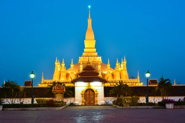 PHA o luang büyük stupa, vientine, laos — Stok fotoğraf