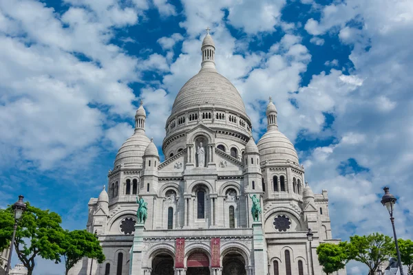 圣心大教堂，巴黎法国 — 图库照片