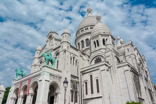 圣心大教堂，巴黎法国 — 图库照片