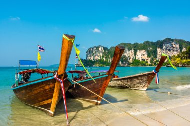 railey plaj tropikal ada cenneti