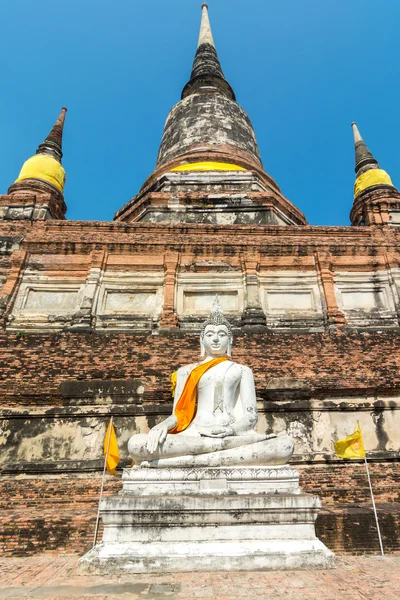 Pagoda en Wat Yai Chaimongkol, Ayuthaya, Tailandia — Foto de Stock