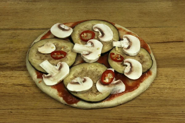 Process of making vegetarian pizza — Stock Photo, Image