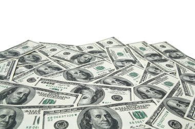 beyaz zemin üzerinde 100 dolar faturaları