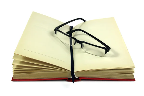 眼镜上打开的书 — 图库照片
