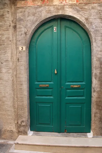 Porta de madeira verde — Fotografia de Stock