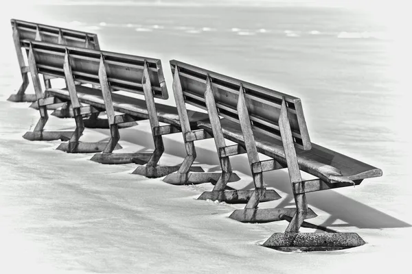 Snö bänkar Stockfoto