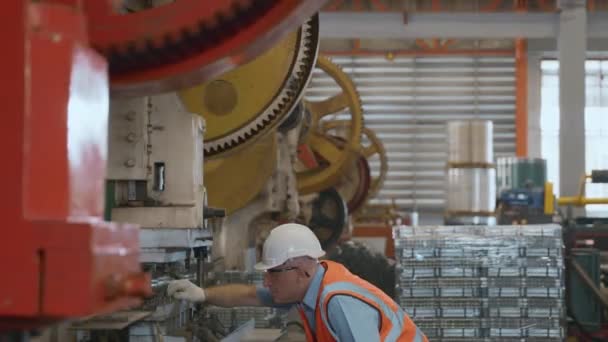 Engineer Operator Wearing Safety Suit Working Bending Metal Sheet Sheet — Stock Video