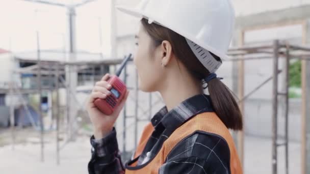 Azji Inżynier Brygadzista Architekt Pracownik Kobieta Pracuje Budowie Placu Budowy — Wideo stockowe