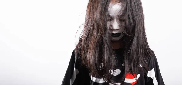 Woman Child Ghost Zombie Horror Creepy Scary Skeleton Costume Studio — Foto de Stock