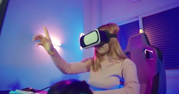Gamer Headset Glasses Exploring Metaverse Plays Online Video Game Touching — Stockvideo