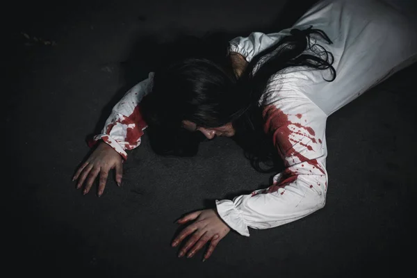 Horror Bloodthirsty Woman Ghost Horror She Death Scary Dark Night — 图库照片