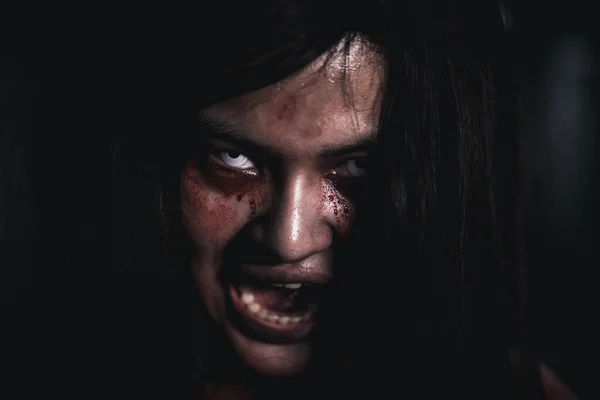 Horror Bloodthirsty Woman Ghost Zombie She Horror Scary Open Mouth — 图库照片