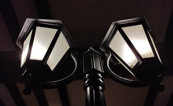 Oude Straatverlichting Het Donker Vintage Lampen Architectuur Elementen — Stockfoto