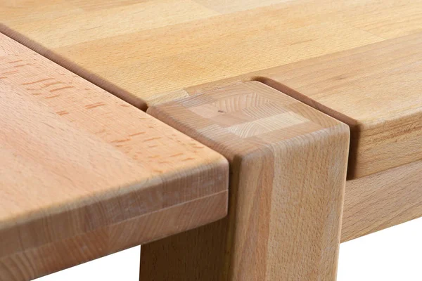 木制桌子表面 天然木材生态家具近观 坚实的木桌顶部和腿与白色背景隔离 — 图库照片