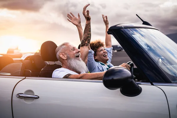 Happy Senior Couple Having Fun Driving New Convertible Car Mature — Stock Photo, Image