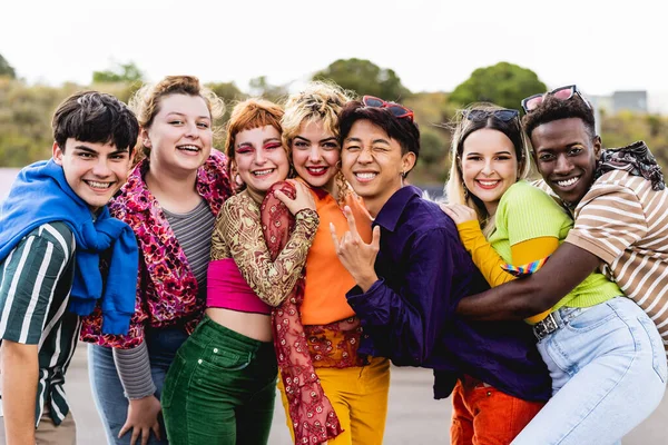 Happy Young Diverse Friends Having Fun Hanging Out Together Youth — Foto de Stock