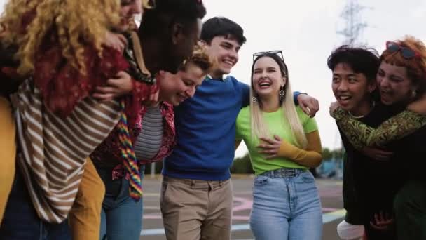 Happy Young Diverse Friends Having Fun Hanging Out Together Youth — Video