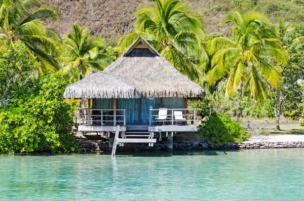 Overwater bungalows — Stockfoto