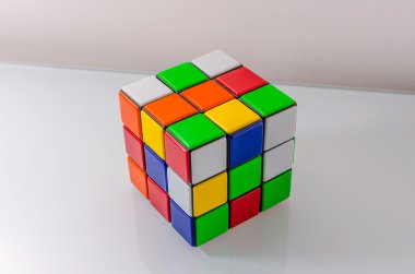 faili meçhul rubiks küp