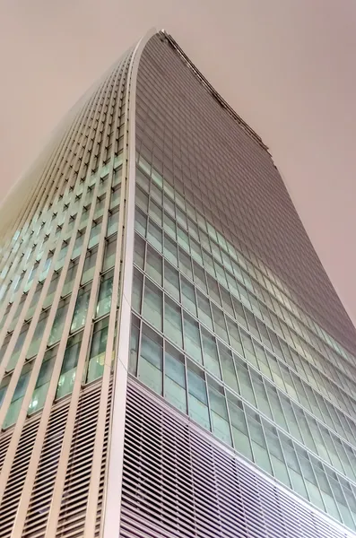 De walkie talkie gebouw in de nacht, london, Verenigd Koninkrijk — Stockfoto