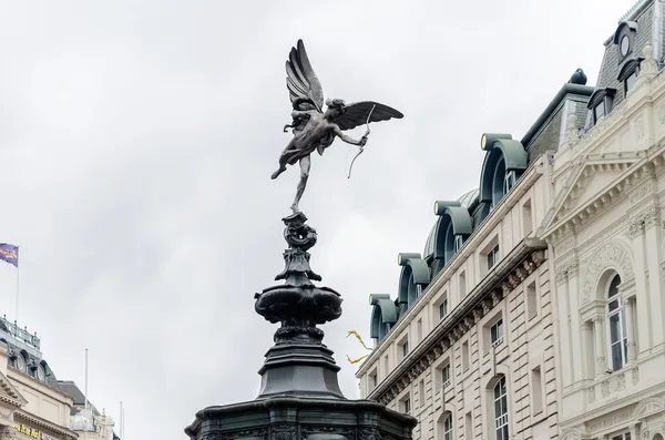 Estátua de Eros no Piccadilly Circus, Londres, Reino Unido — Fotografia de Stock