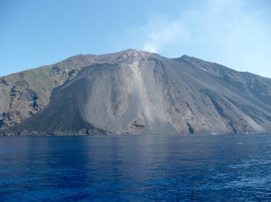 Stromboli, aktif yanardağ aeolian Islands parçası olan bir