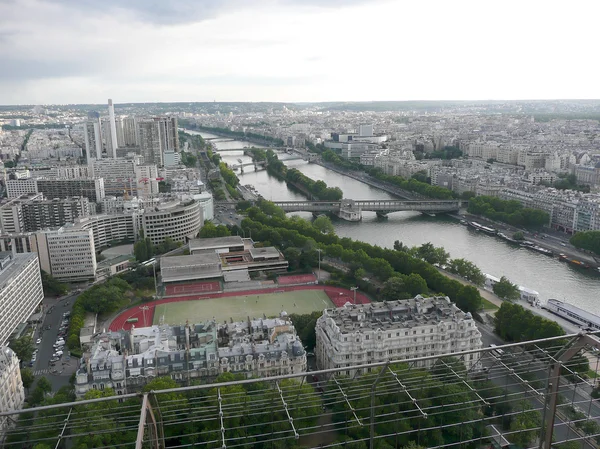 Panoramablick auf paris von tour eiffel, frankreich — Stockfoto
