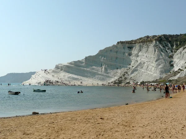 Rocky Beyaz kayalıklar adlı merdiven Türkler, Sicilya, İtalya — Stok fotoğraf