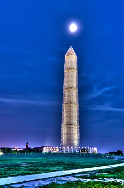 De washington memorial in washington dc's nachts — Stockfoto